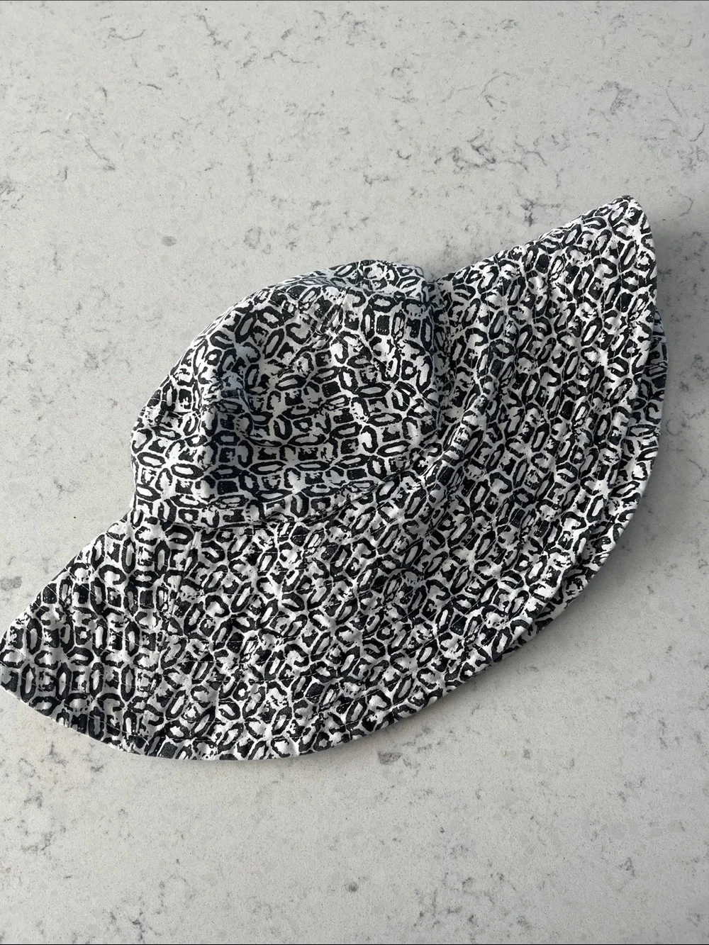 Nordstrom Black and White Printed Hat